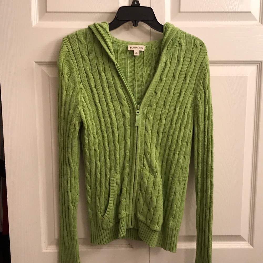Hooded sweater